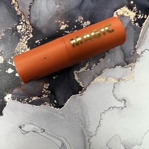 Luna Magic Lipstick